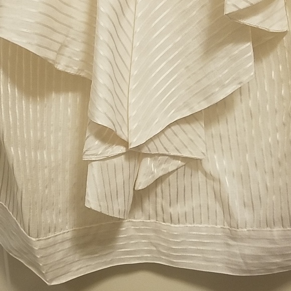 BCBG Top - Picture 4 of 4